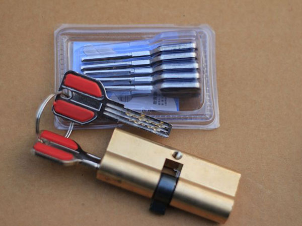 烏魯木齊開鎖（開鎖公司電話）